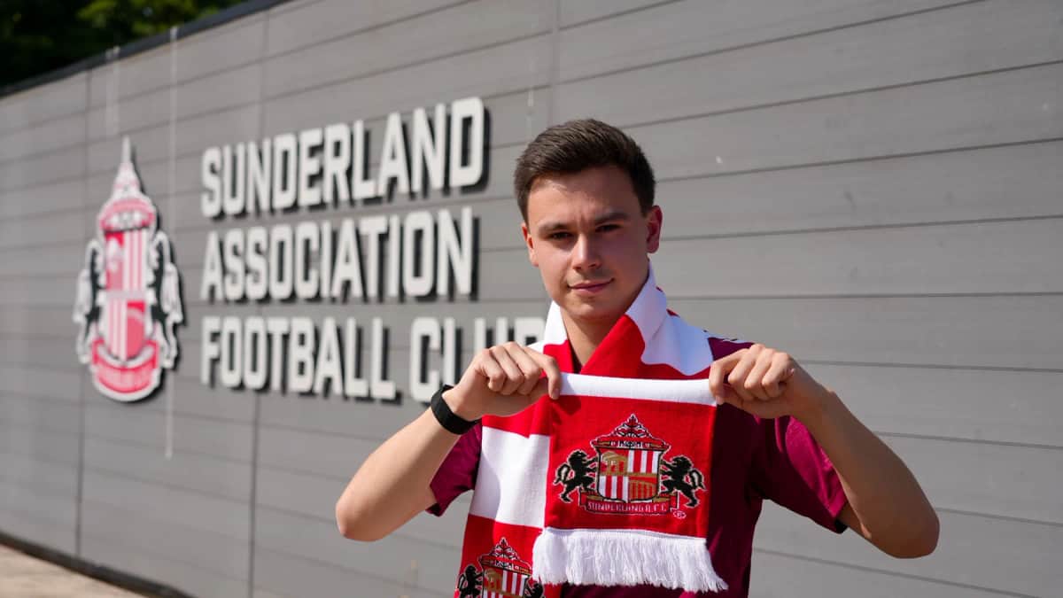 Timur Tutierov Signs New Sunderland AFC Contract — Sunderland news photo