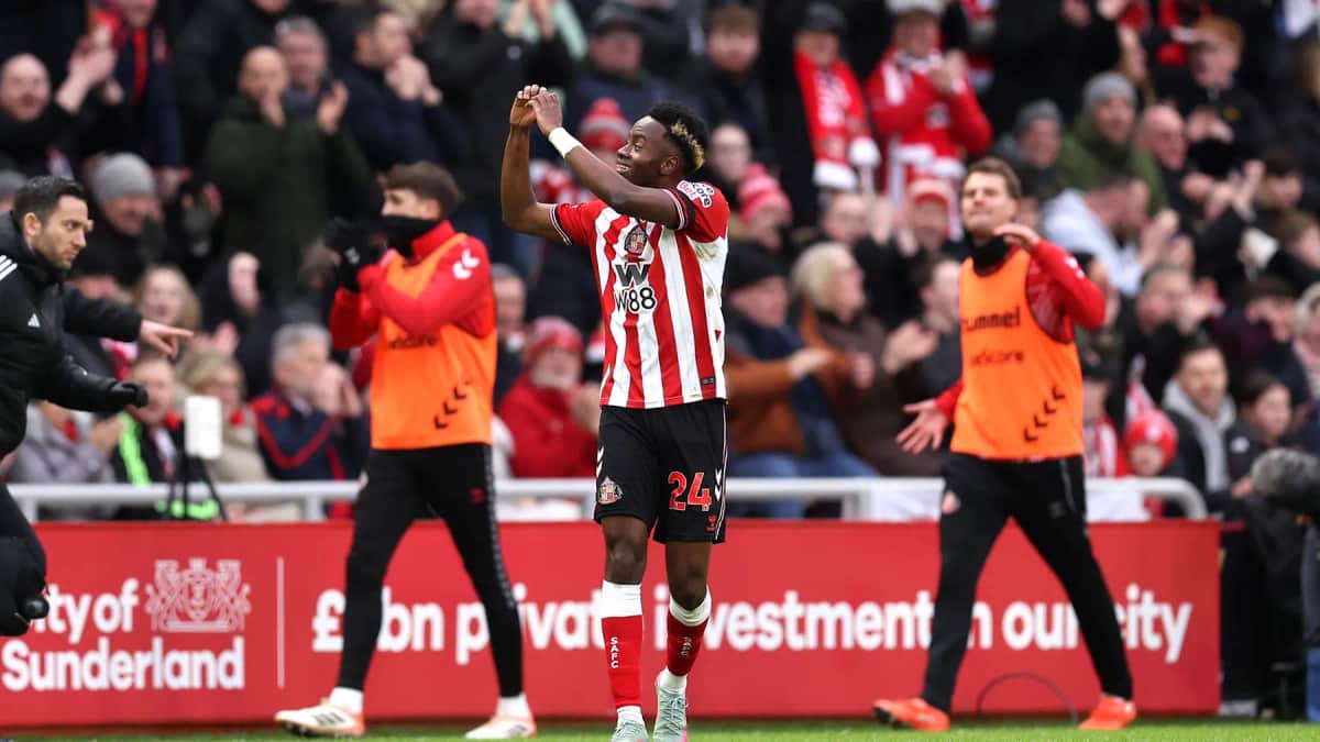 ADINGRA AGREES AJAX LOAN — Sunderland news photo